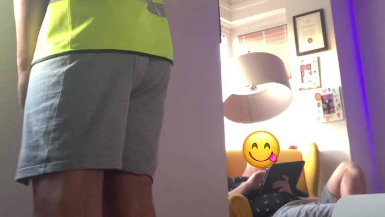 Hot dick in your ass: Když jsem maloval zeď, jsem nadržený a vyhoněl jsem před...