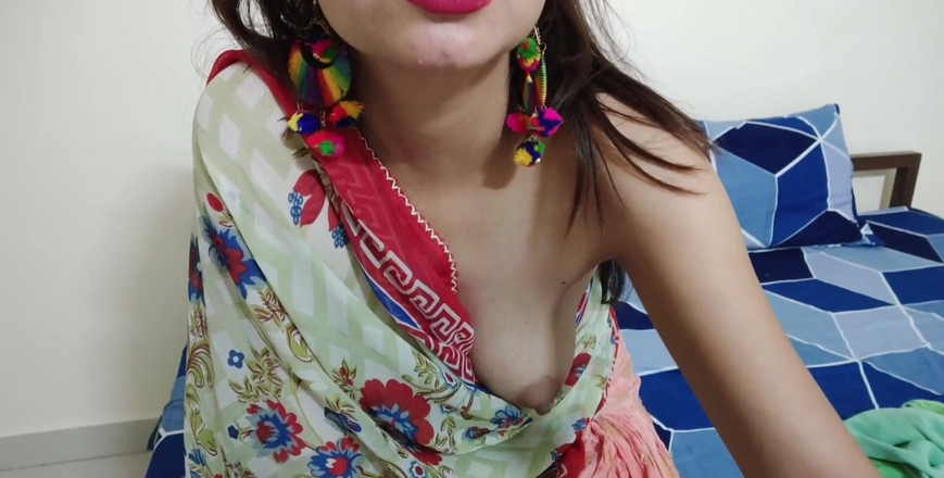 Saarabhabhi6: Hindi sexgeschichte rollenspiel - teil 1: Saara bhabhi wurde verführt und bekam...