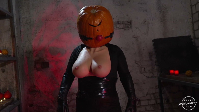 Kinky Mistresses: Halloween Spanking