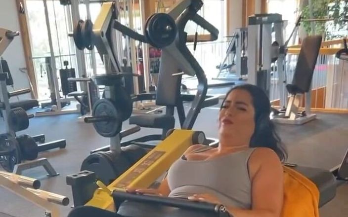 LadyAyse5: Lady Ayse gym