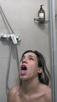Megan uwielbia sikać na dziwkę Bonus