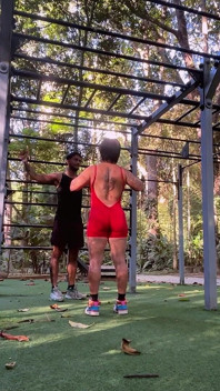 Full-body Training with a Predominance of Pulldowns