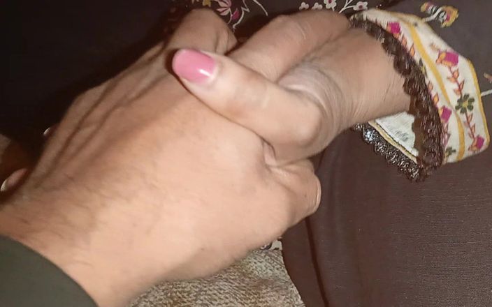 Faryal: Pongo mi polla en la boca de india hoy
