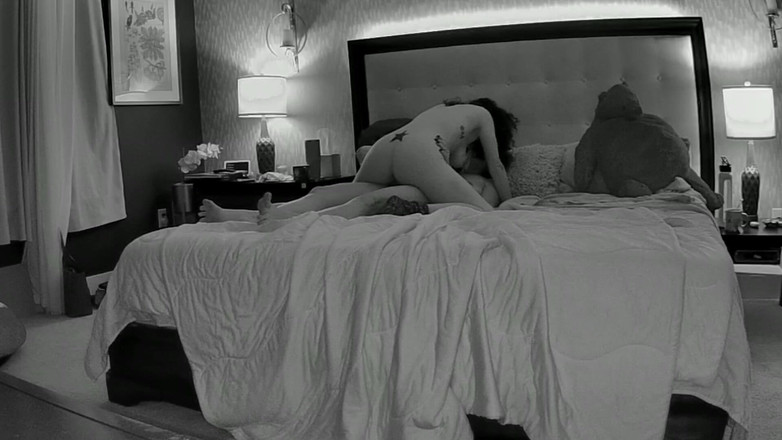 YourFavoriteMommy: 女同性恋爱好者真正的性爱