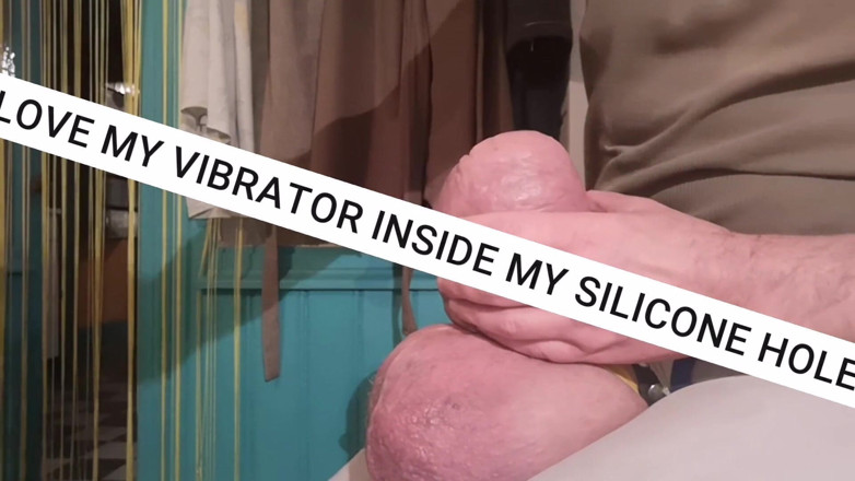 Monster_Meat_: Il vibratore mi ha fatto venire un carico di 7 giorni