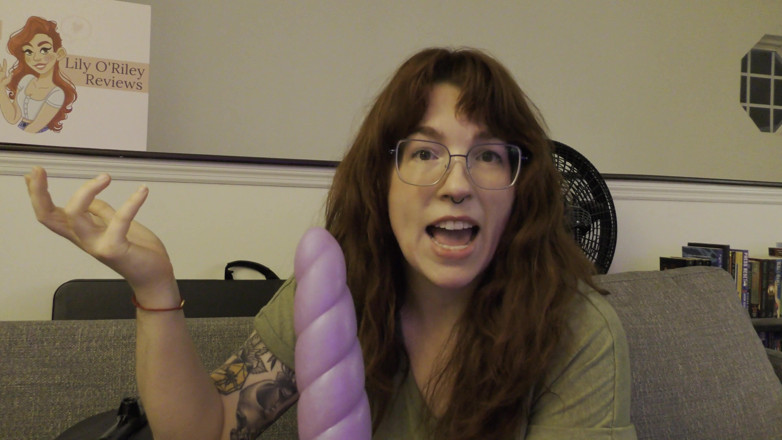 Lily O'Riley: NSFW Ulasan Aksesori Mystic Motorbunny