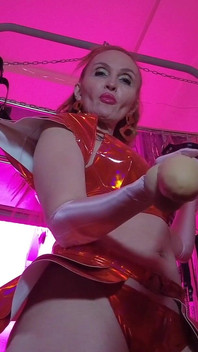 Mistress Eva Lateks Fetiş Domina Femdom Goddess Gold Boots Big Ass BDSM Solo