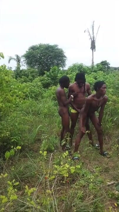Porchey: Threesome Dealing in the Bush