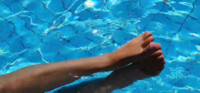 Fetish intimmedia: Foarte excitată pe plajă