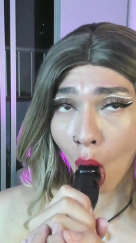 Liveshow Sissy Gives You a Sloopy Blowjob