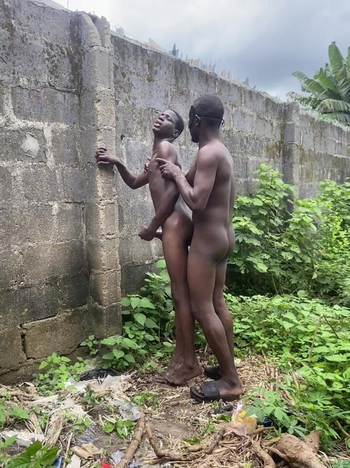 Thelittle_brown: Bush Fucking Section