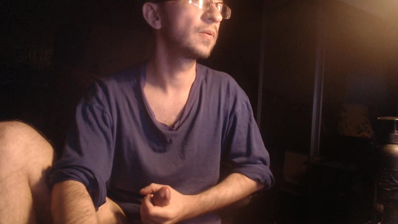 Alex Metallov: Un bărbat heterosexual bun masturbează o pulă mare