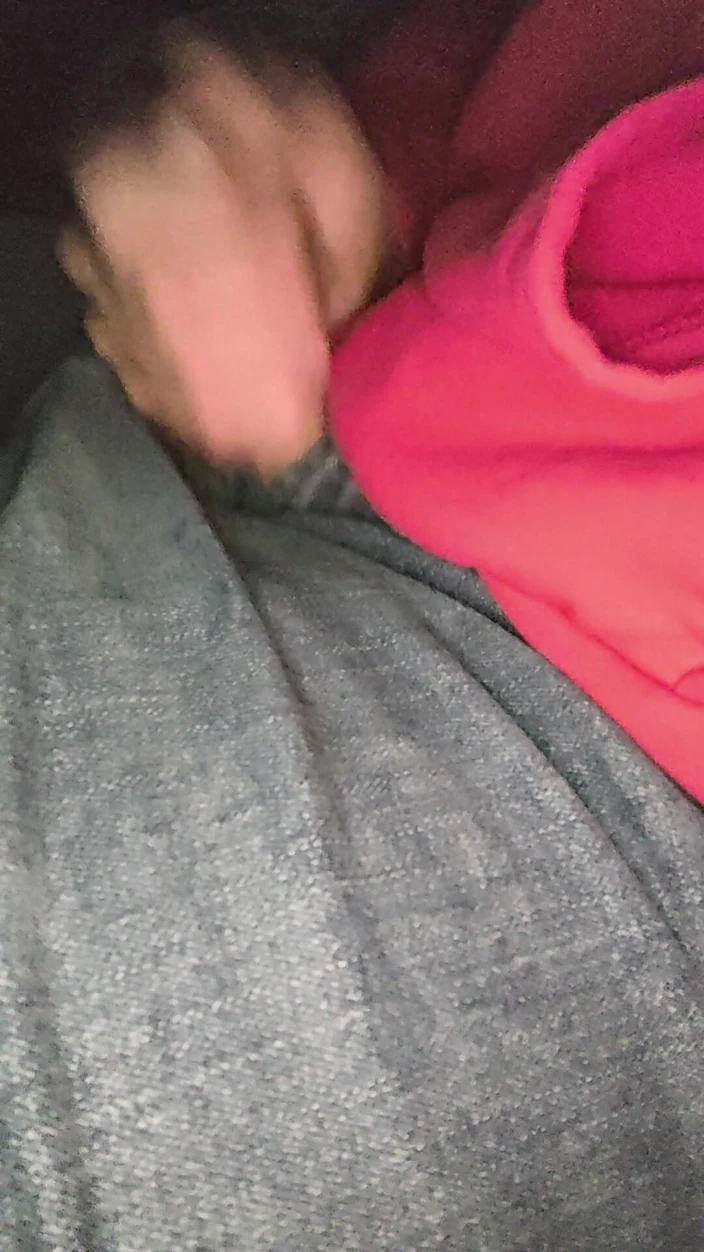 Themilkman618: Masturbating While Driving