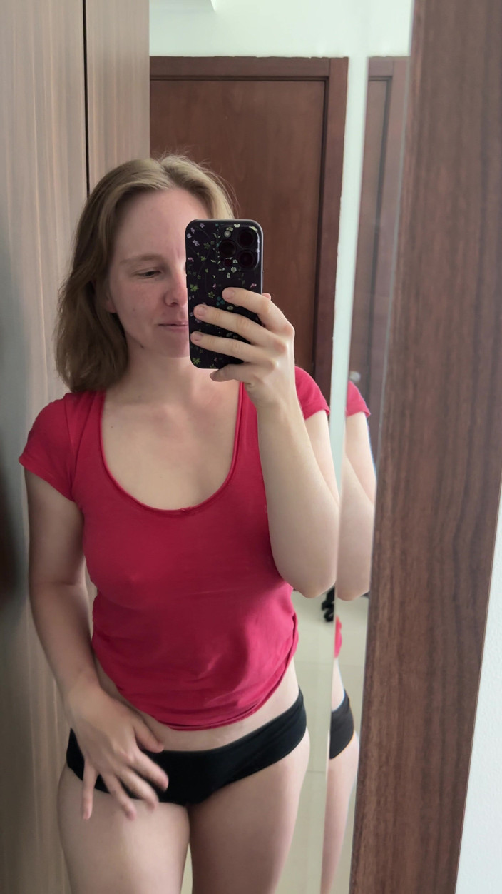 SweetLucy96: Pretty Blonde with Big Boobs