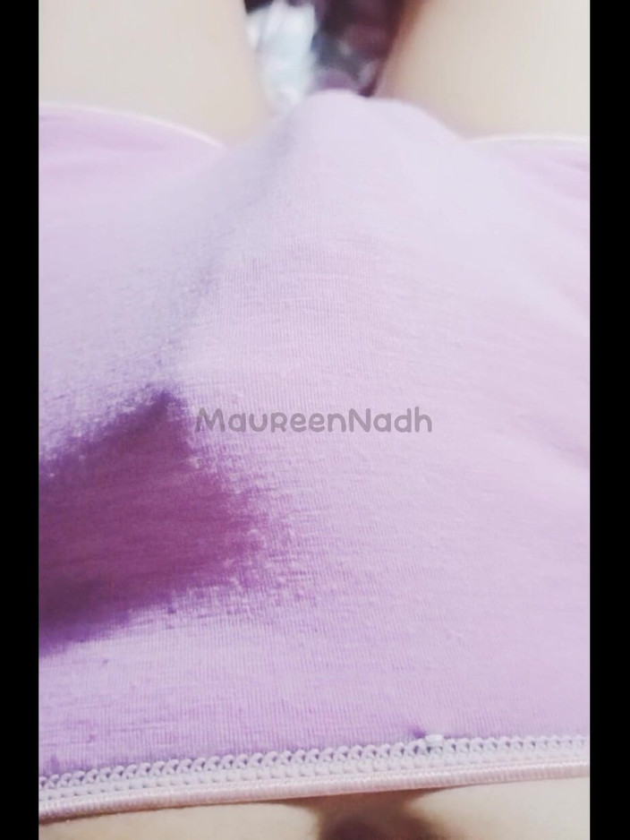 MaureenNadh: POV Masturbacja shemale