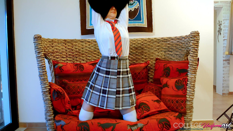 College Uniform: Tiro Con Cat O'connell