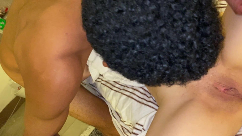 Mr Cute Cock: Bini cuckold benarkan saya menggunakan bahagian 41nya