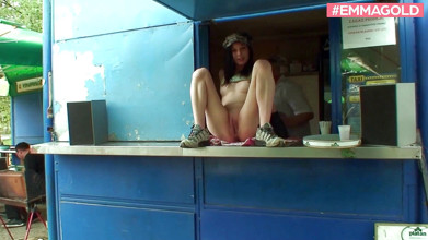 Public sex I fuck she at the imbiss