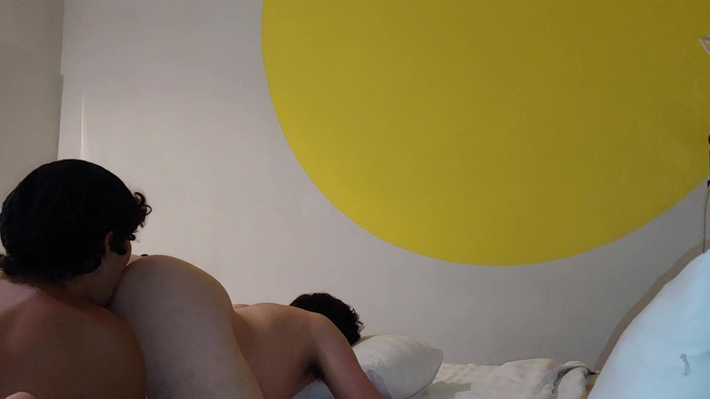 LeoTeenLatinos: Virgen checa Twink intenta sexo gay por primera vez - (brhomiv)