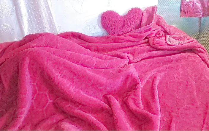 HotGirl21: Hot Aunty Desi Village Girl Show Her Body with Cloth...