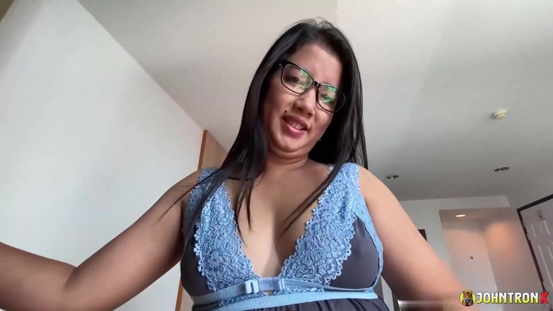 John Tron X: Johntronx - Passionate Sex with a Glasses-wearing Amateur Asian Chick