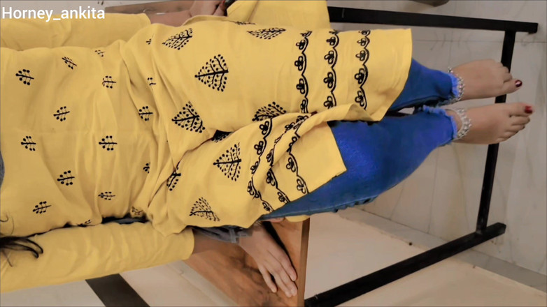 Horney_Ankita: Desi Frumoasa Profesoară studentă în pizdă strâmtă futai hindi audio XXX,...