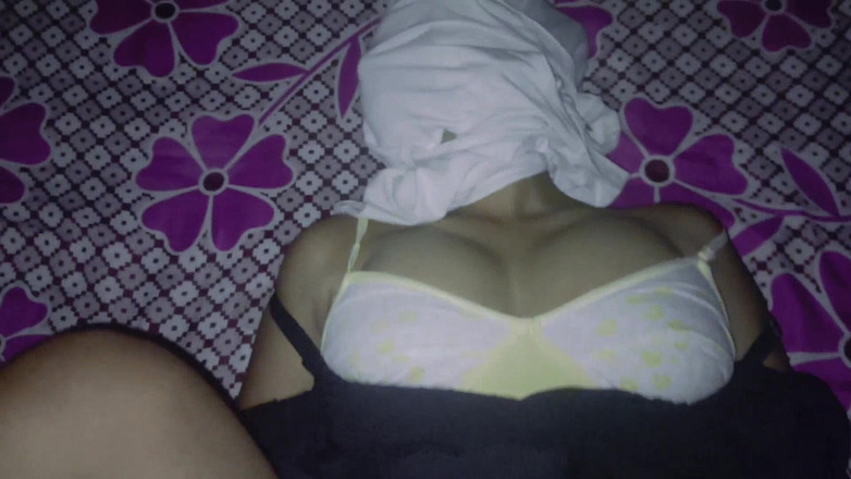 Lovely Dipti: Indiana gostosa adorável dipti hardcore fodendo buceta mostrando peitos