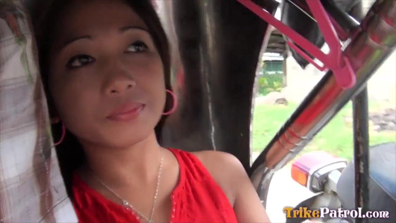 Trike Patrol - Tuk Tuk Patrol: Sexy Pinay houdt van willekeurige seks