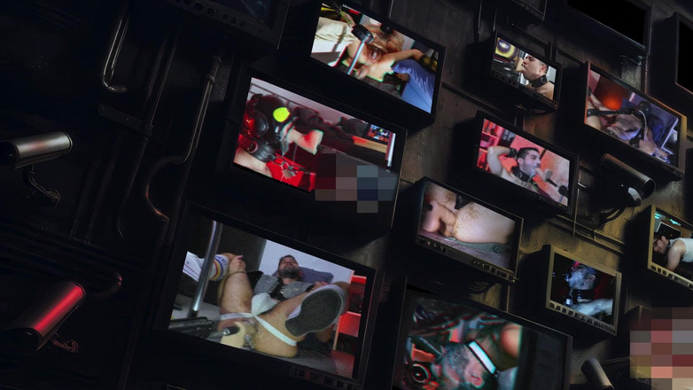 Ricky Cage: Estação de monitoramento de clonagem-drone 06