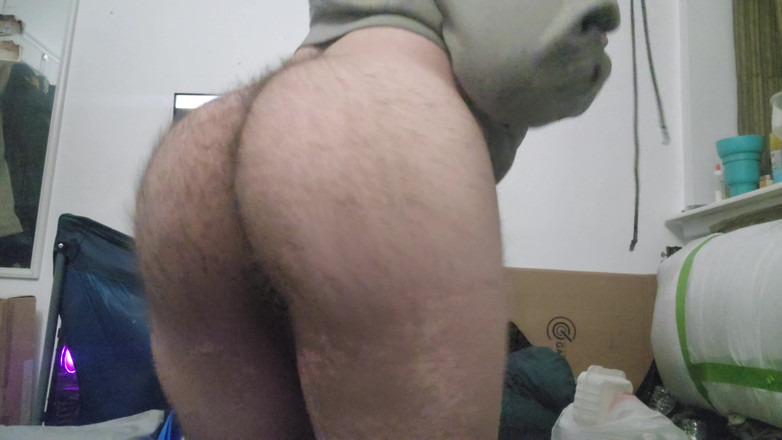 FootAijin: Amatérská teenagerka s kulatým zadkem s těsným panenským zadkem