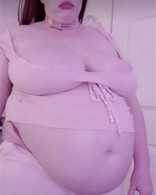 CHUBB1E_BUNN1E: Big Bellied Fat Feedee