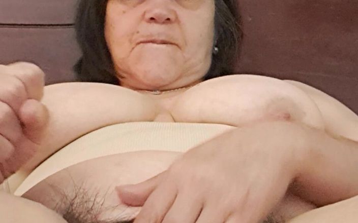 Mommy big hairy pussy: Opening the Hairy Whore's Shell