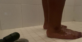 Baby Soles: Po hraní venku jsem se musel rychle osprchovat