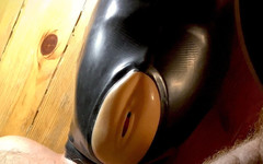White Ukrainian Dick: Mască de latex umplută cu spermă de la pula lui!