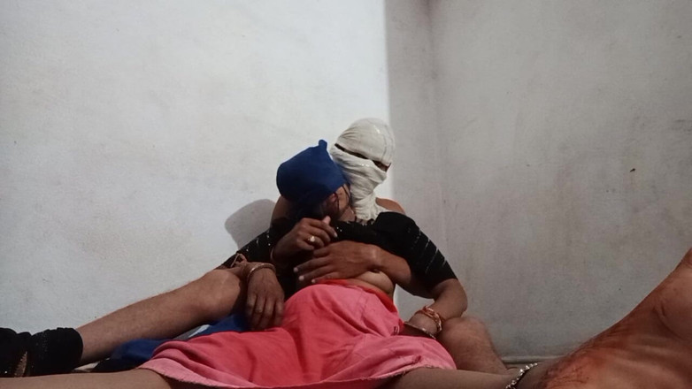 skkumari257: Indisches Desi-paar Genießt Romantische Sex-session