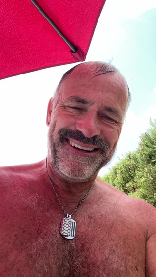 Daddybearvlc: Daddybears jakuzide mastürbasyon yapıyor