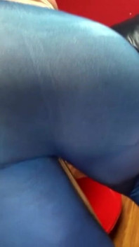 Married phat ass squirting in jeans