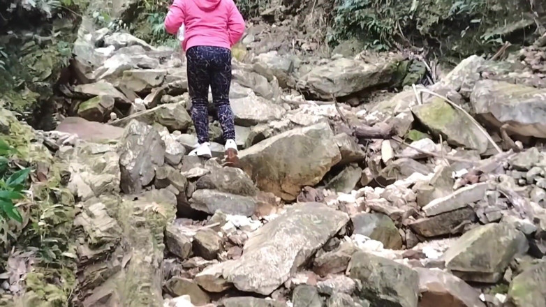 Lustybaby605: Jungle Adventures 2.3 Fodendo fundo na floresta