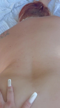 Eu fodo Anjaamelia POV com meu vibrador strap-on