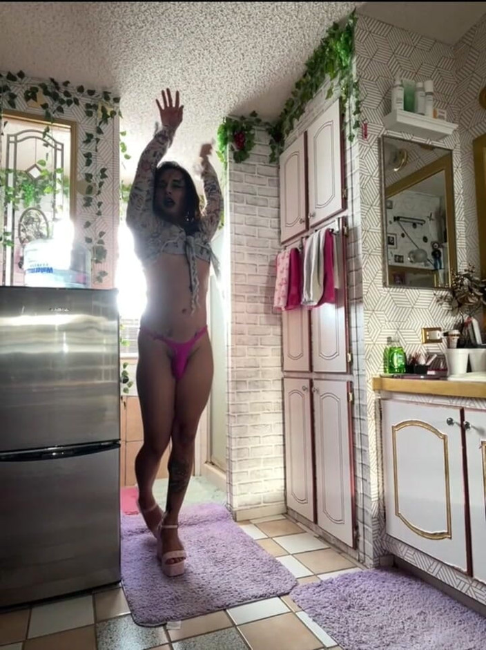 TSJade95: Il buio e la luce
