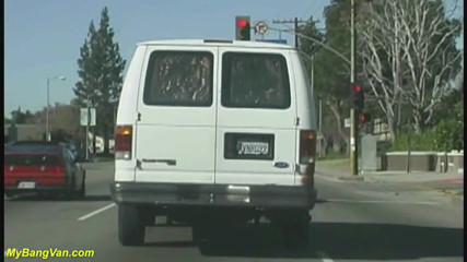 My Bang Van: 彼女の最初のバン乱交