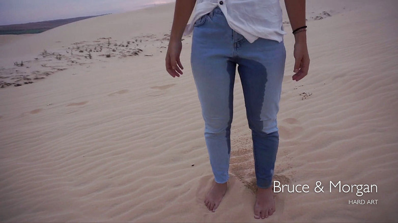 Bruce-and-Morgan: Žíznivá Morgan v poušti