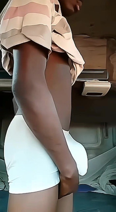 DamagedUnity9: फ्रंट या बैक...