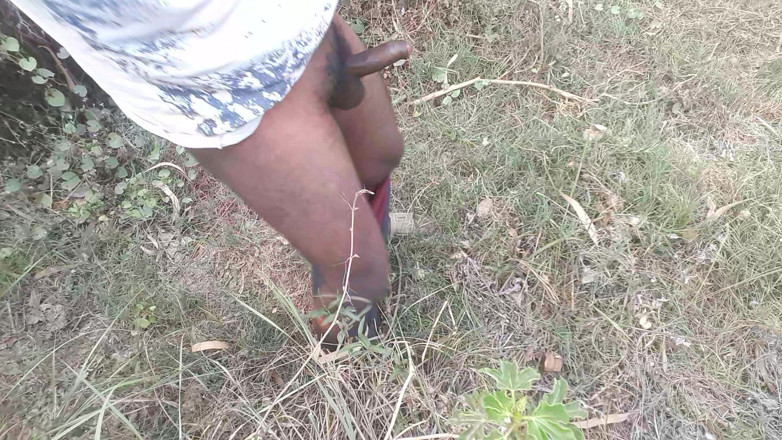 Hotdick_rohit: rohit jangal men jordaar charamsukh deta hai