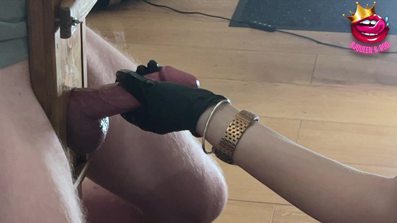 BJQueen and Rod: Nahaufnahme - domina neckt schwanz zu ruiniertem orgasmus in einem glas