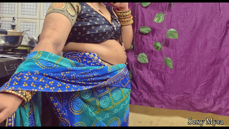 Sexy Myra: Část 2: - Chachi Ki Help Se Stepmom Ki Chudayi