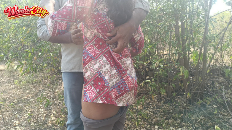 Magilmathi: Urocza dziewczyna z forrestem zdarzył się nieoczekiwany gorący romans