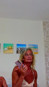 Show de sexo gigi y dave, travesti y man, en primer plano, webcam 2025-04-24 p1