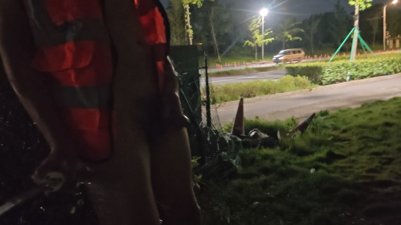 ChineseBisexual: Naked Patrols at Construction Sites, Leaving Sperm Beside Busy Public...
