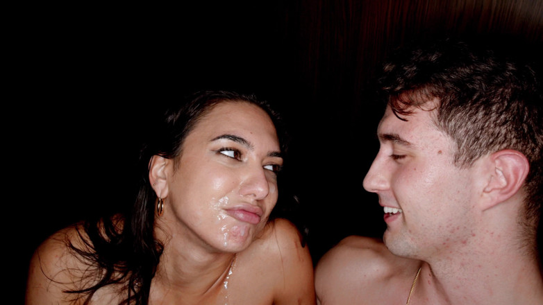 Rauls Bud: Sexo a três com sexy morena Lena Cox e Jimmy...